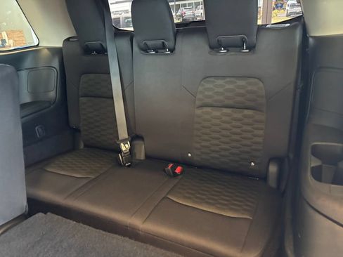 Used 2024 Nissan Pathfinder SV AWD/4WD image 27