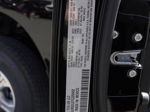 New 2026 RAM 2500 Big Horn AWD/4WD image 31