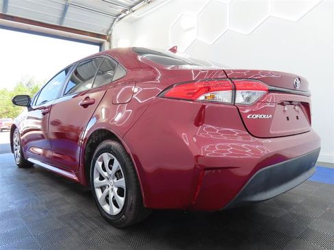 Used 2023 Toyota Corolla LE FWD image 10