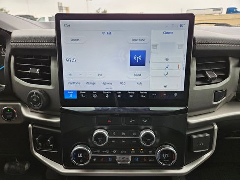 Used 2022 Ford Expedition Max XLT AWD/4WD image 25