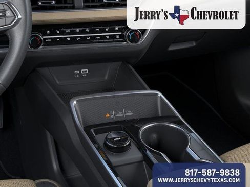New 2026 Chevrolet Equinox ACTIV w/ Convenience Package III FWD image 24