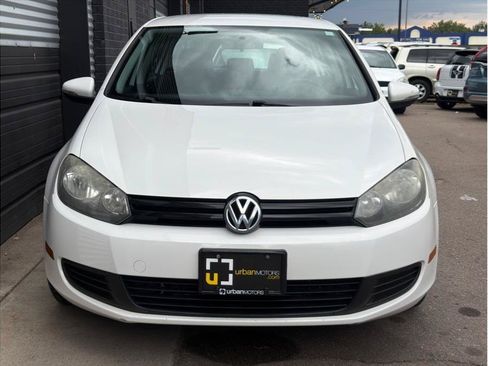 Used 2013 Volkswagen Golf 4-Door FWD image 12