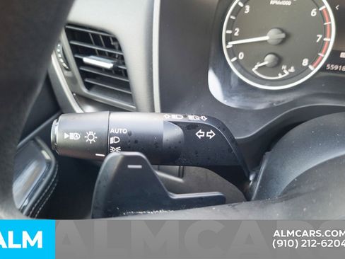 Used 2024 Nissan Rogue SV image 16