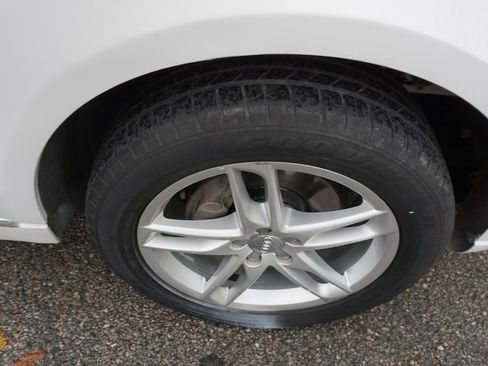 Used 2017 Audi Q5 2.0T Premium Plus w/ Premium Plus Package image 12