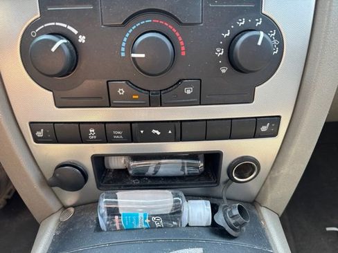 Used 2005 Jeep Grand Cherokee Laredo AWD/4WD image 17