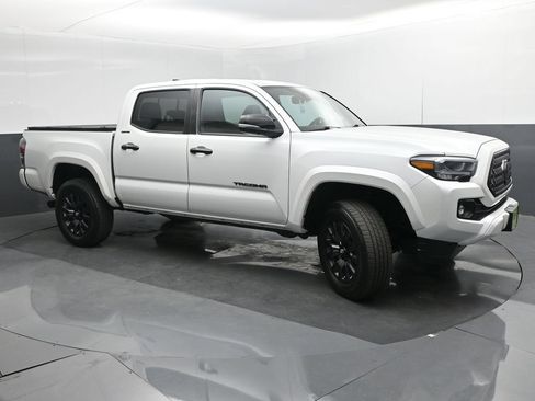 Used 2023 Toyota Tacoma Limited AWD/4WD image 35