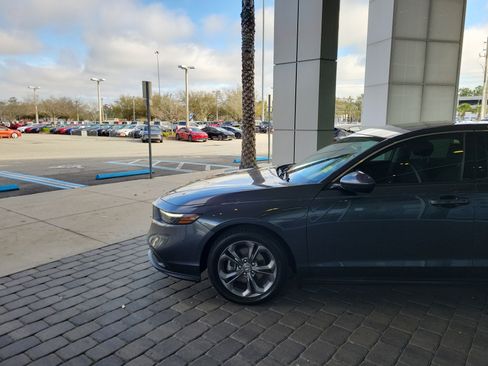 Used 2024 Honda Accord EX image 2