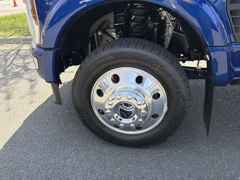 New 2026 Ford F450 Platinum w/ Platinum Plus Package image 17