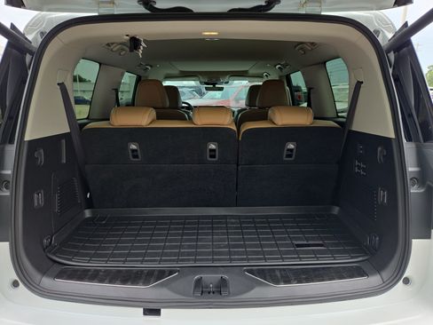Used 2025 INFINITI QX80 Luxe AWD/4WD image 10