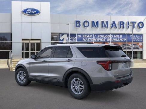New 2026 Ford Explorer Active AWD/4WD image 4