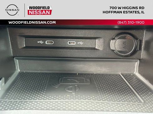 Used 2022 Volkswagen Tiguan SE image 39