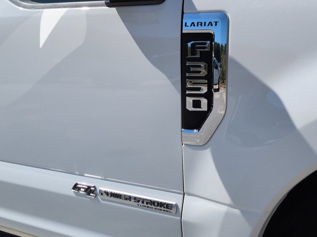 Certified 2022 Ford F350 Lariat w/ Lariat Value Package AWD/4WD image 14
