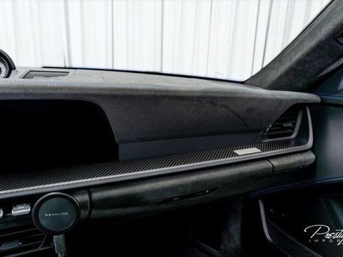 Used 2025 Porsche 911 GT3 RWD image 42