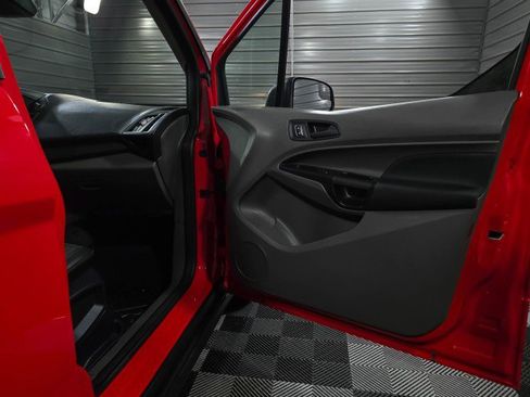 Used 2023 Ford Transit Connect XL image 30