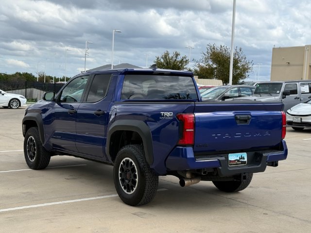 Used 2024 Toyota Tacoma TRD Off-Road AWD/4WD image 9