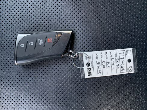 Used 2024 Lexus NX 250 FWD w/ Towing Package (2000 Lbs) image 37