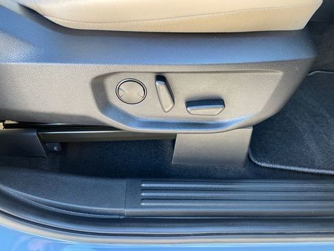 Used 2024 Ford Ranger Lariat w/ Trailer Tow Package image 41