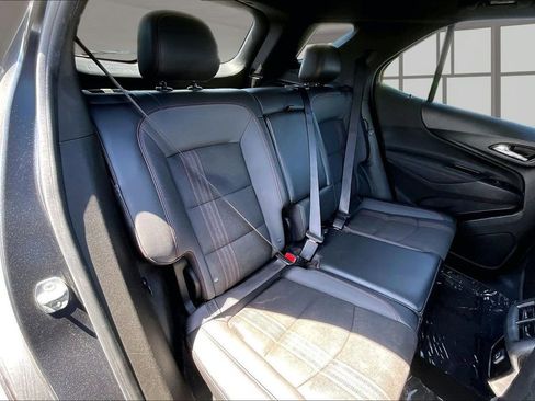 Used 2022 Chevrolet Equinox RS w/ LPO, Floor Liner Package FWD image 27