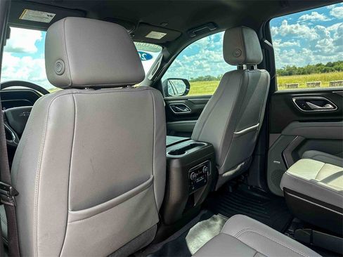 Used 2023 Chevrolet Tahoe Z71 w/ Luxury Package image 21