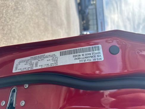 New 2026 Jeep Compass Latitude image 30