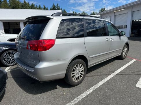 Used 2008 Toyota Sienna LE AWD/4WD image 3