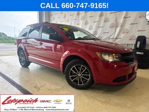 Used 2018 Dodge Journey SE w/ Connectivity Group FWD image 1