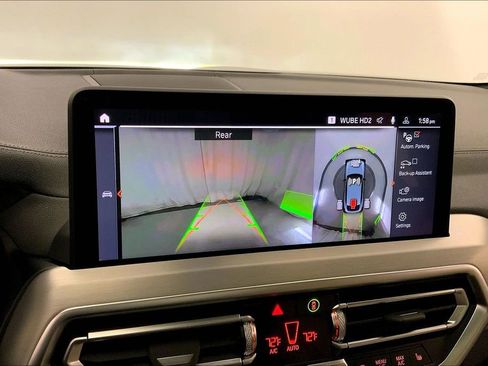 Certified 2023 BMW X4 M40i w/ Premium Package image 17