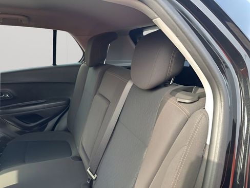 Used 2020 Chevrolet Trax LS w/ Tint and Cruise Package image 18