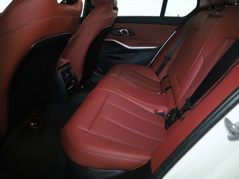 Certified 2024 BMW 330i xDrive Sedan w/ Convenience Package AWD/4WD image 15