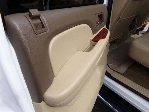 Used 2012 Chevrolet Silverado 2500 LTZ w/ LTZ Plus Package image 83