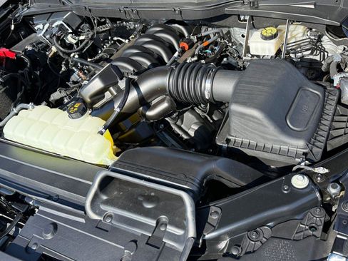 Used 2023 Ford F150 XLT w/ Equipment Group 302A High RWD image 10