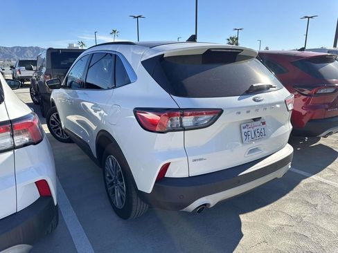 Used 2022 Ford Escape SEL w/ Technology Package image 11