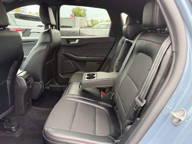Certified 2024 Ford Escape ST-Line w/ Tech Pack #1 AWD/4WD image 9