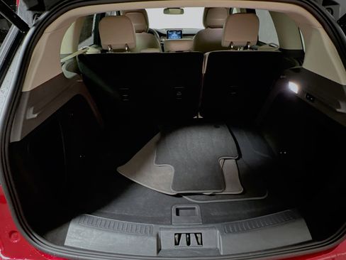 Used 2020 Lincoln Corsair FWD w/ Convenience Package image 34