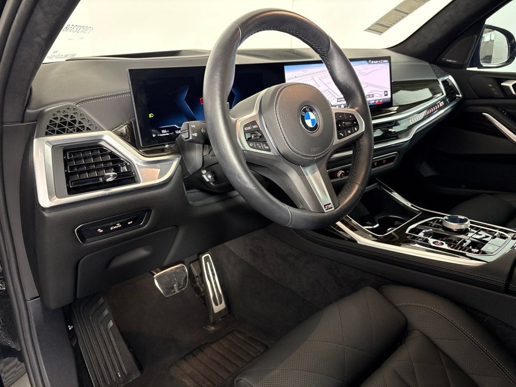 Certified 2026 BMW X7 xDrive40i w/ M Sport Package AWD/4WD image 26