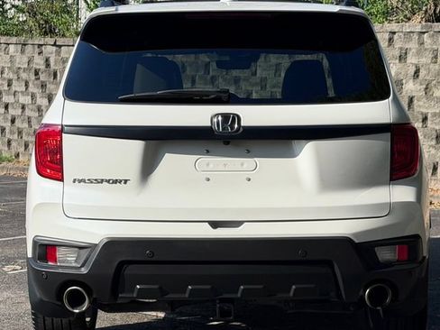 Used 2022 Honda Passport EX-L image 42