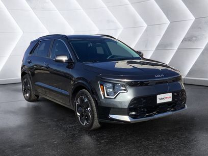 Certified 2025 Kia Niro Wave w/ Wave Preserve Package