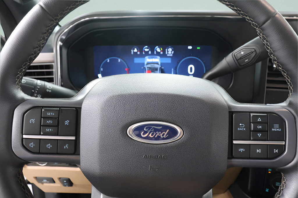 Used 2025 Ford F250 Lariat AWD/4WD image 15