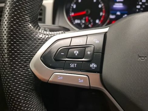 Used 2021 Volkswagen Atlas SE FWD image 20