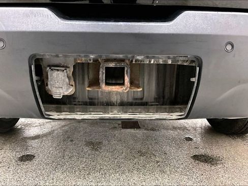 Used 2021 Chevrolet Traverse RS image 25