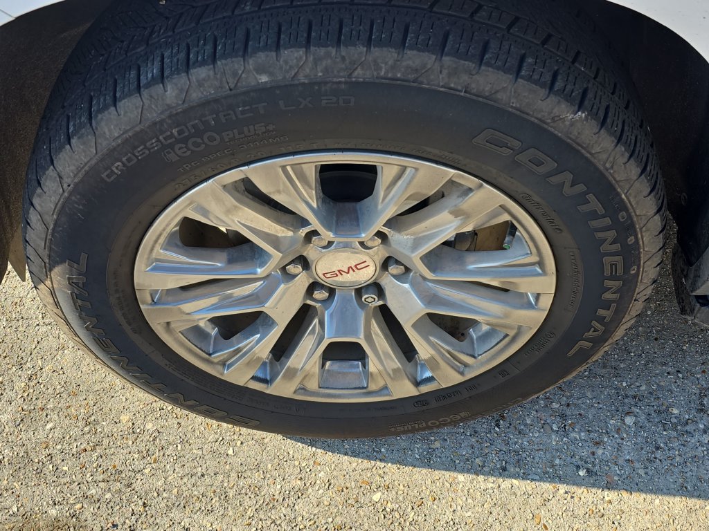 Used 2021 GMC Yukon Denali RWD image 11