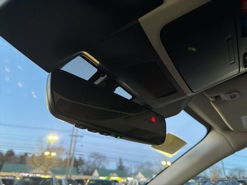 Used 2023 Subaru Outback Limited image 47