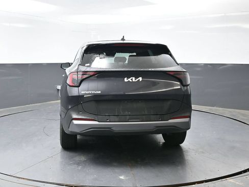 Used 2026 Kia Sportage LX FWD image 13
