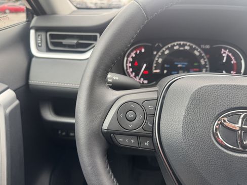 Used 2024 Toyota RAV4 XLE image 22