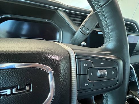 Used 2025 GMC Sierra 2500 Denali w/ Denali Reserve Package image 24