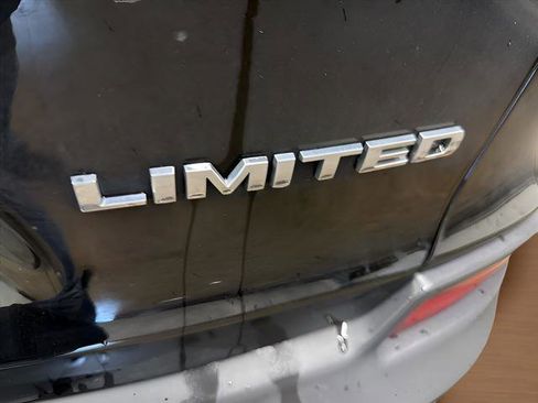 Used 2020 Jeep Cherokee Limited image 9