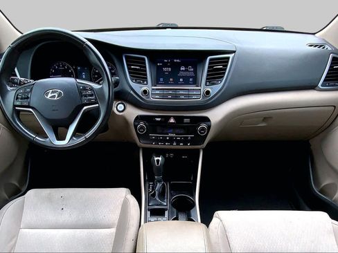 Used 2018 Hyundai Tucson Value w/ Cargo Package FWD image 14