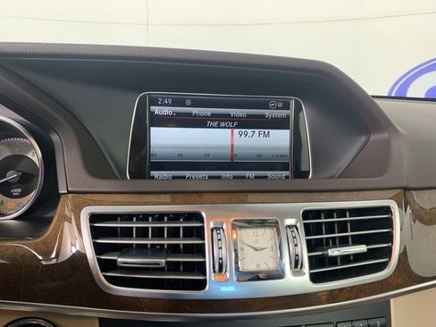 Used 2014 Mercedes-Benz E 350 Sport image 27