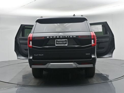 New 2026 Ford Expedition Max Platinum w/ Driver's Package AWD/4WD image 35