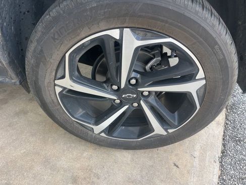 Used 2023 Chevrolet TrailBlazer RS image 33